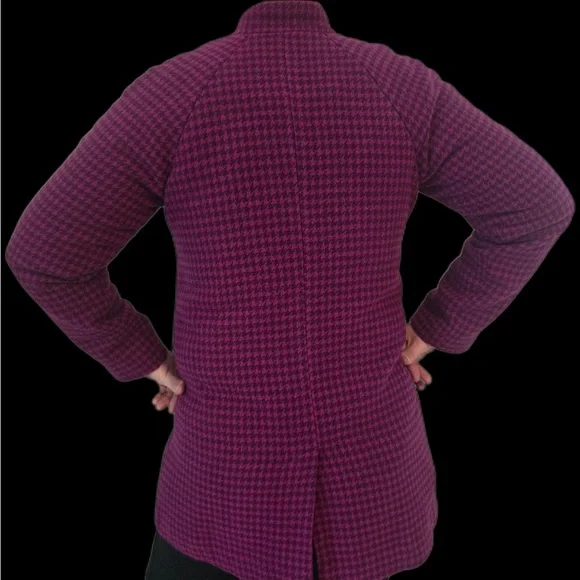 SALE!!! IsaacMizrahi LIVE - Women's Purple Houndstooth Coat size Zero - Picture 2 of 5